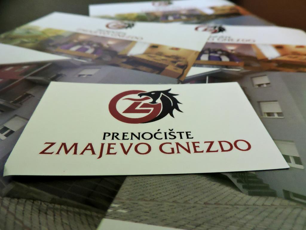 Sremska Kamenica B&B Zmajevo Gnezdo 021 المظهر الخارجي الصورة